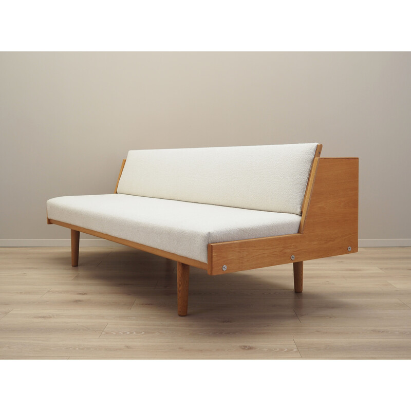 Vintage essenhouten bank van Hans J. Wegner voor Getama, 1960