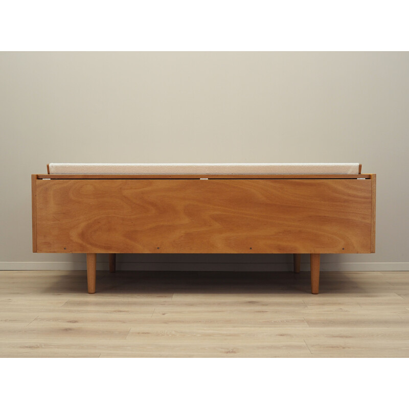 Vintage essenhouten bank van Hans J. Wegner voor Getama, 1960