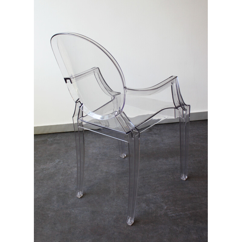 Vintage stoel in polycarbonaat