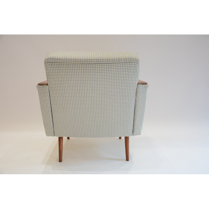 Armchair with square foot and springs - 1960s