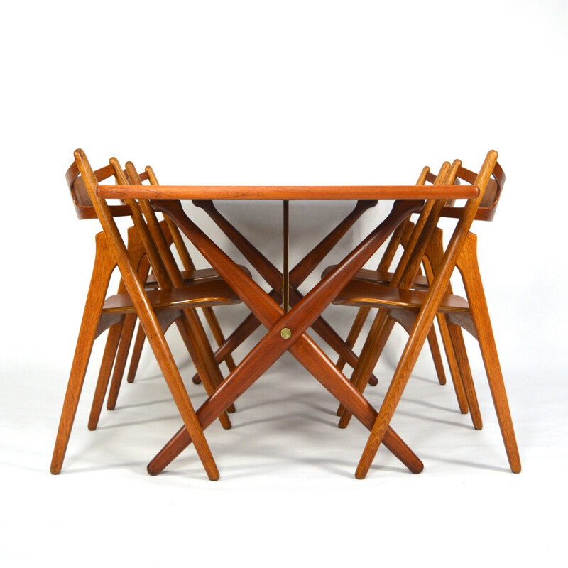 Dining set "AT-303" with oak top table and "Sawbuck" chairs, Hans J. WEGNER - 1950s