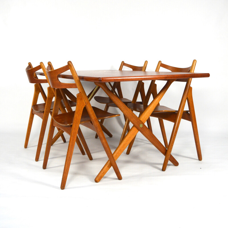 Set table à repas "AT-303" avec plateau en teck et chaises "Sawbuck" - Hans J. WEGNER - 1950