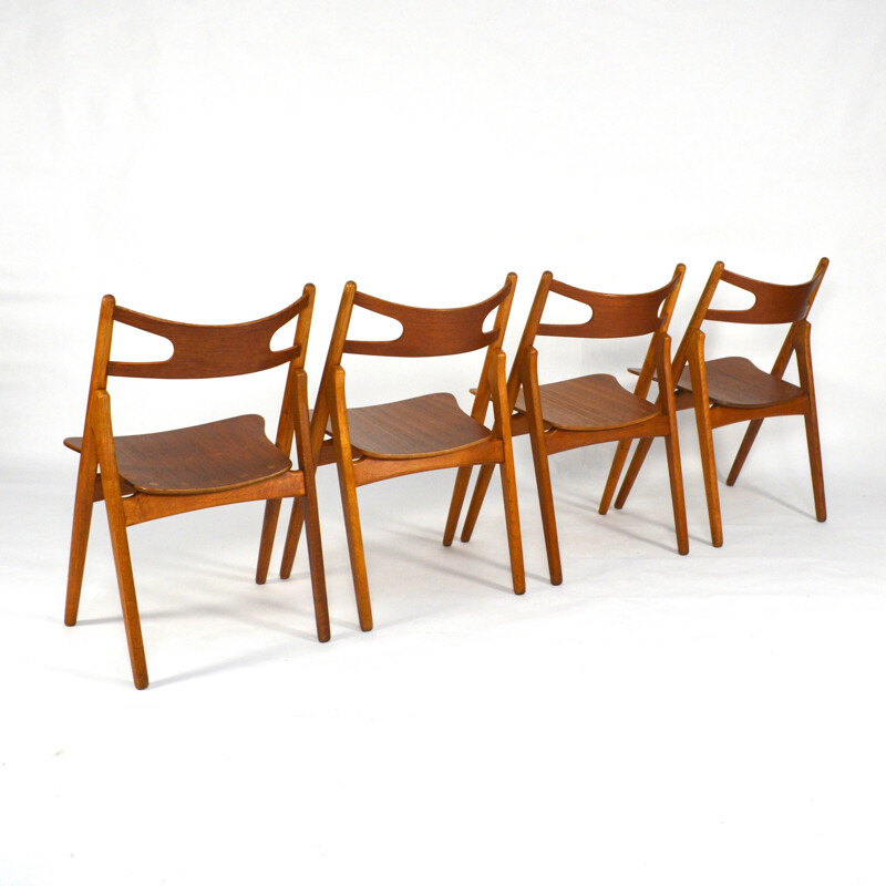 Dining set "AT-303" with teak top table and "Sawbuck" chairs, Hans J. WEGNER - 1950s