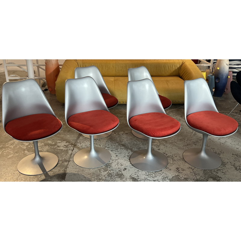 Set of 4 vintage chairs by Eero Saarinen for Knoll International, 2006
