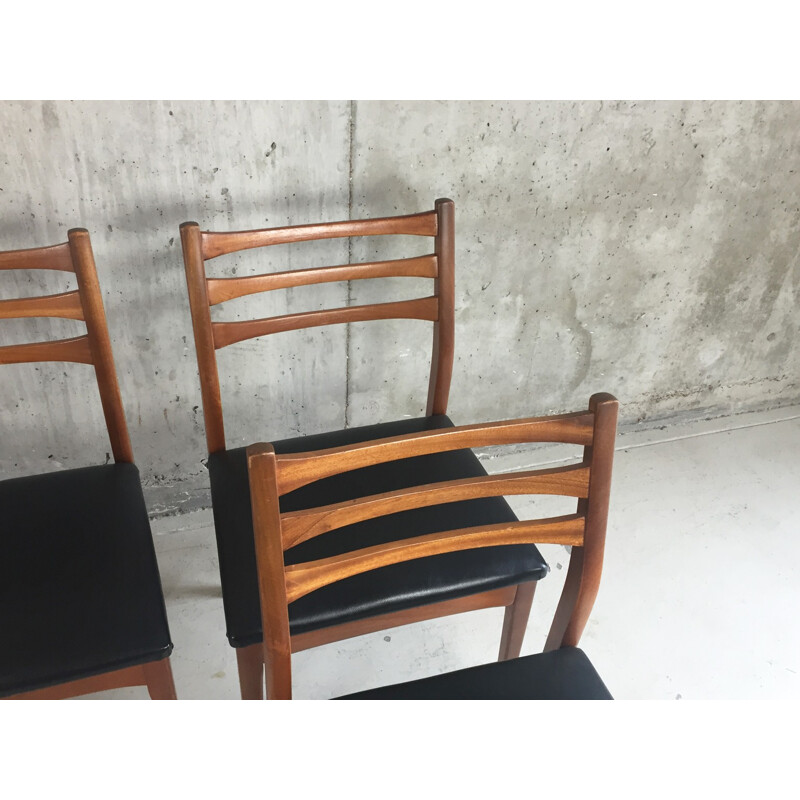 Set of 4 mid century Meredrew teak and vinyl dining chairs - 1960s