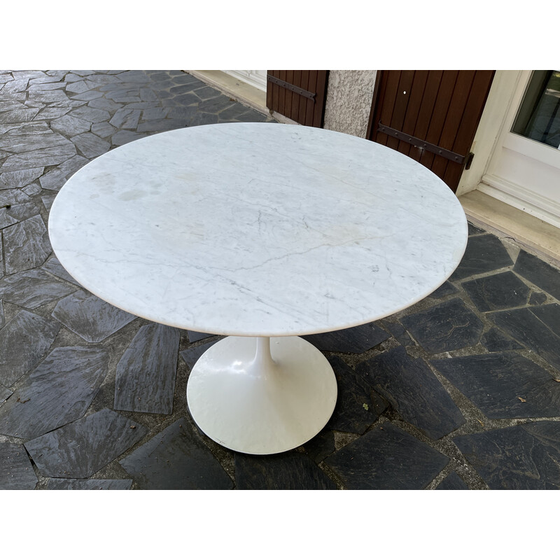 Mesa tulipán vintage en mármol Arabescato de Eero Saarinen para Knoll International