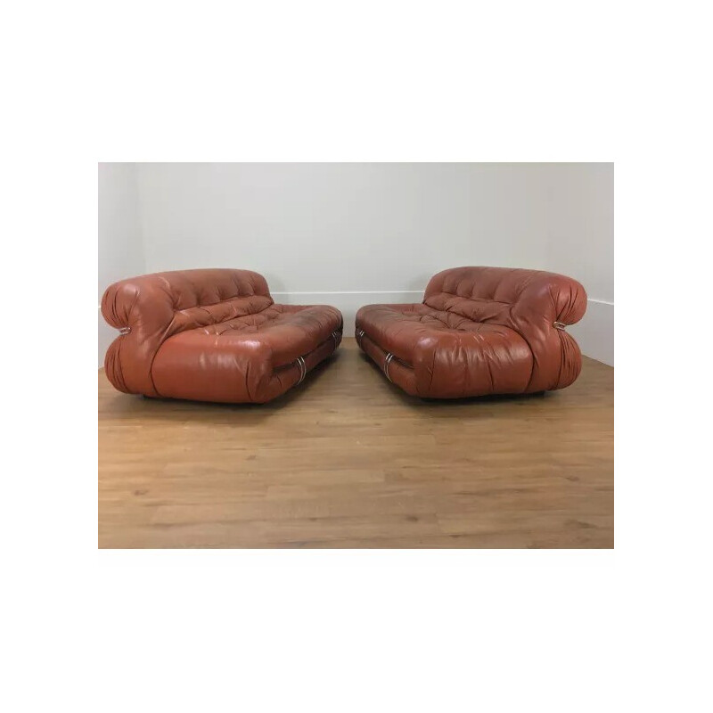 Pair of vintage sofas in cognac leather Soriana by Tobia Scarpa for Cassina