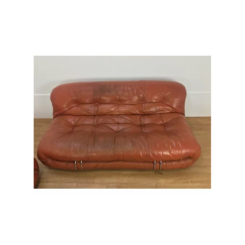 Paar vintage Soriana cognac lederen sofa's door Tobia Scarpa voor Cassina