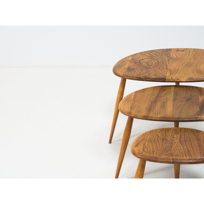 Vintage no. 354 "Pebble" nesting tables in elmwood and beechwood by Lucian Randolph Ercolani for Ercol, 1960s