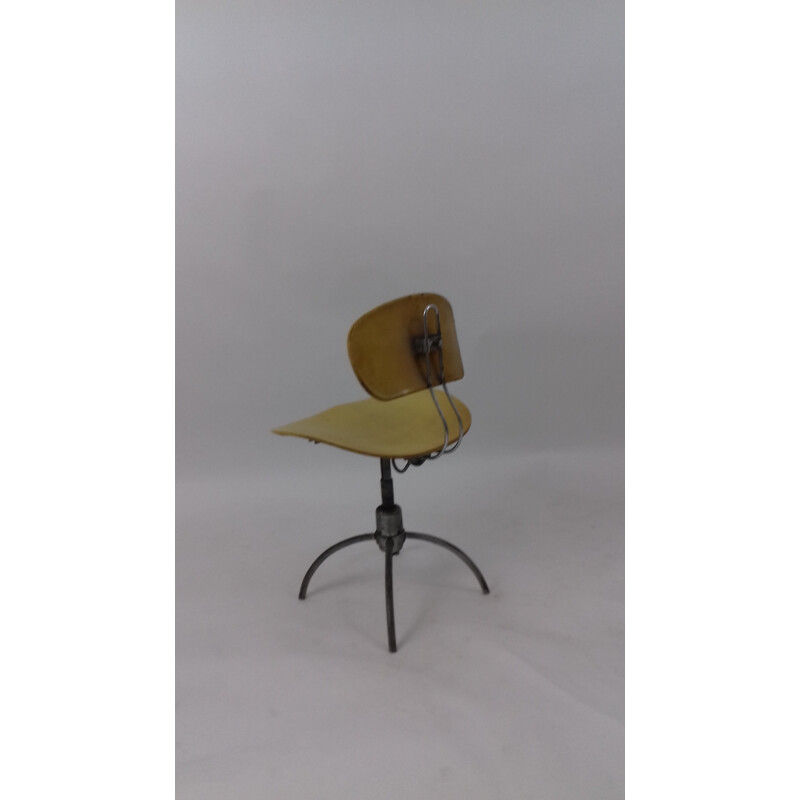 Wilde and Spieth adjustable yellow desk chair, Egon EIERMANN - 1950s 