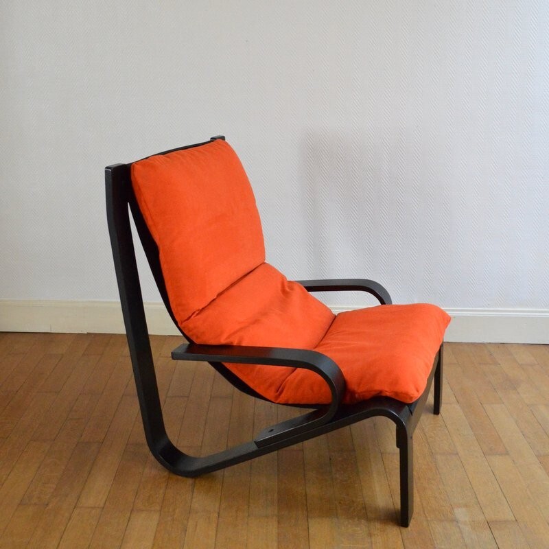 Scandinavian design armchair in orange and black - 1980s