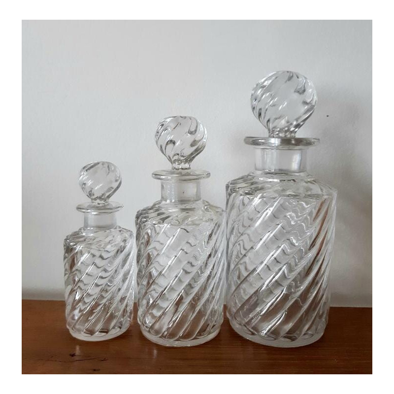 Juego de 3 botellas de cristal de Baccarat de época, modelo Bambou, 1910