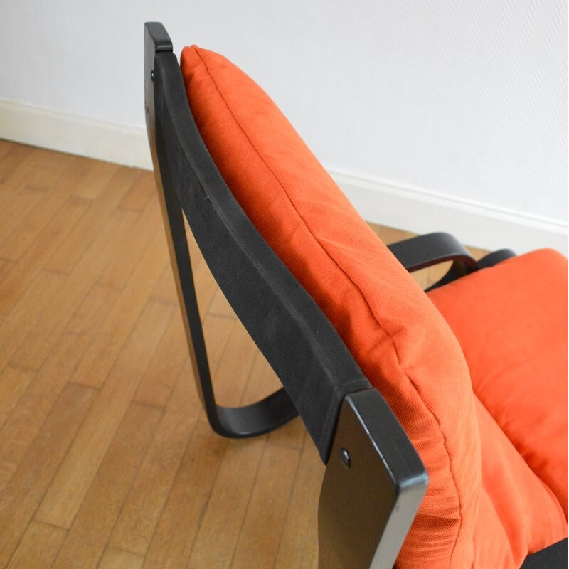 Scandinavian design armchair in orange and black - 1980s
