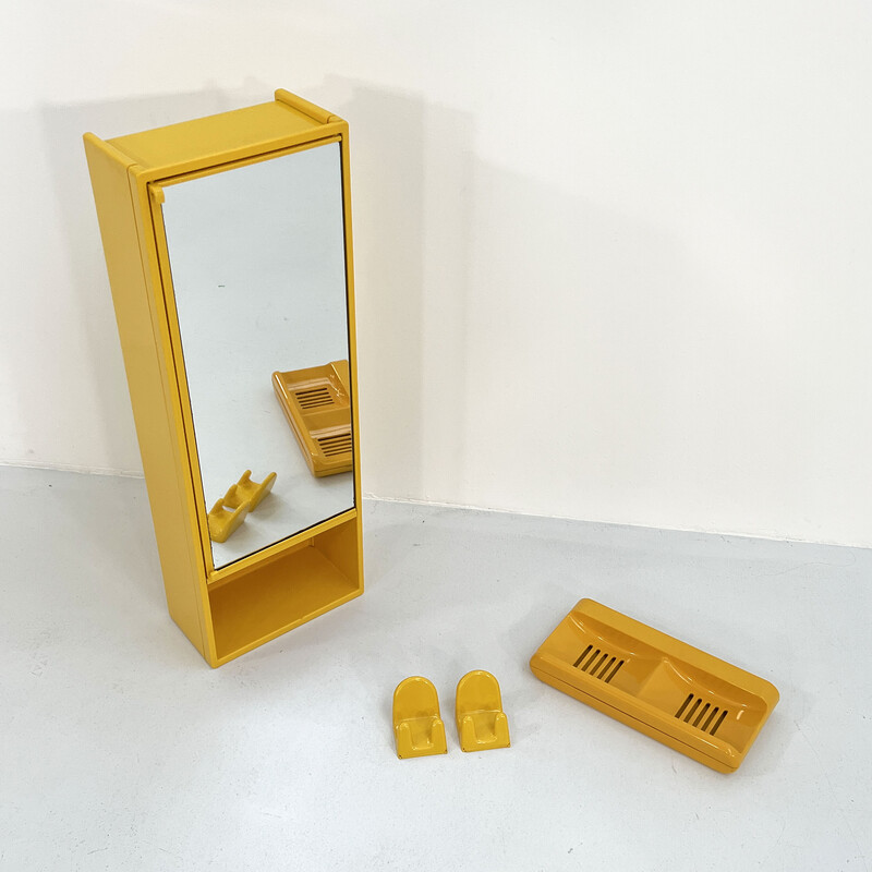 Vintage yellow bathroom set by Olaf Von Bohr and Makio Hasuike for Gedy, 1970s