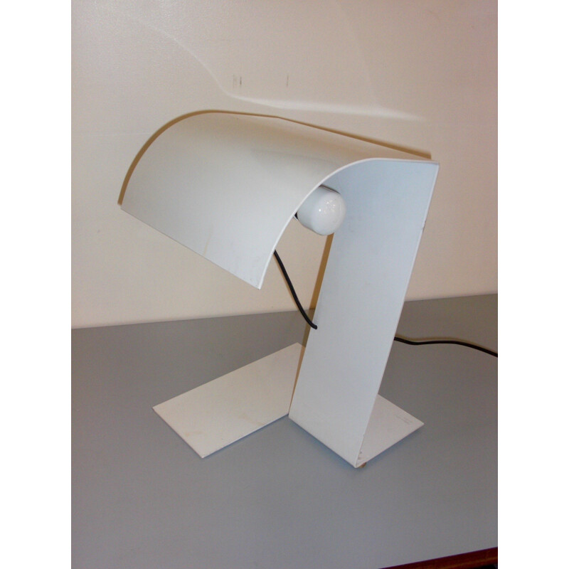 Table lamp made out of a single sheet of lacquered metal - 1970s