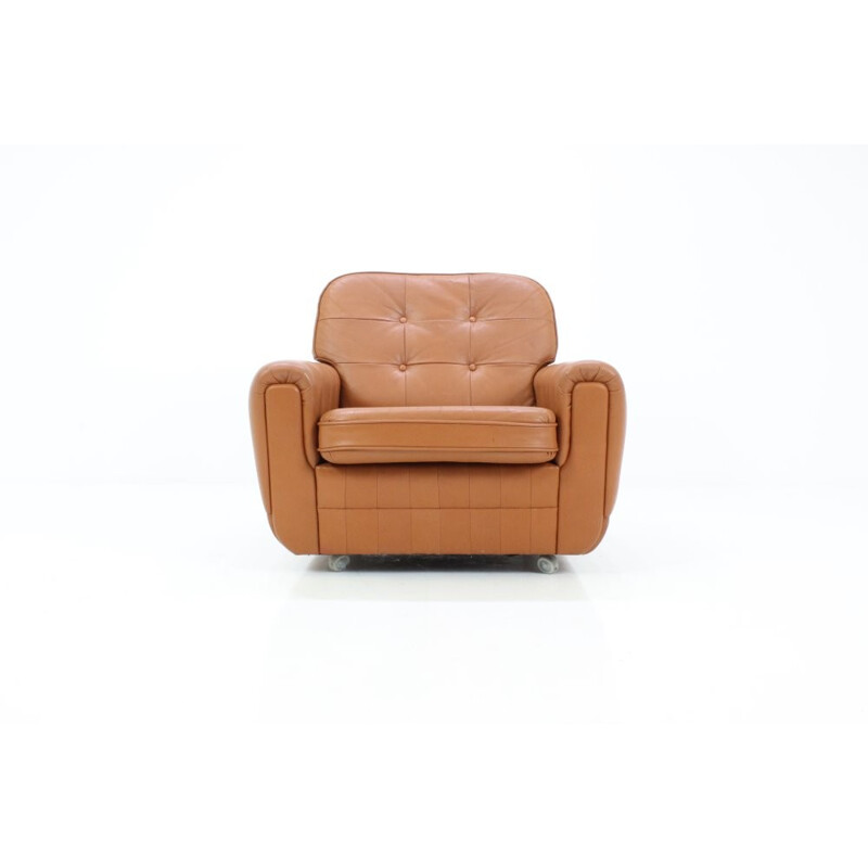 Mid-century light brown leather armchair with wheels - 1970s