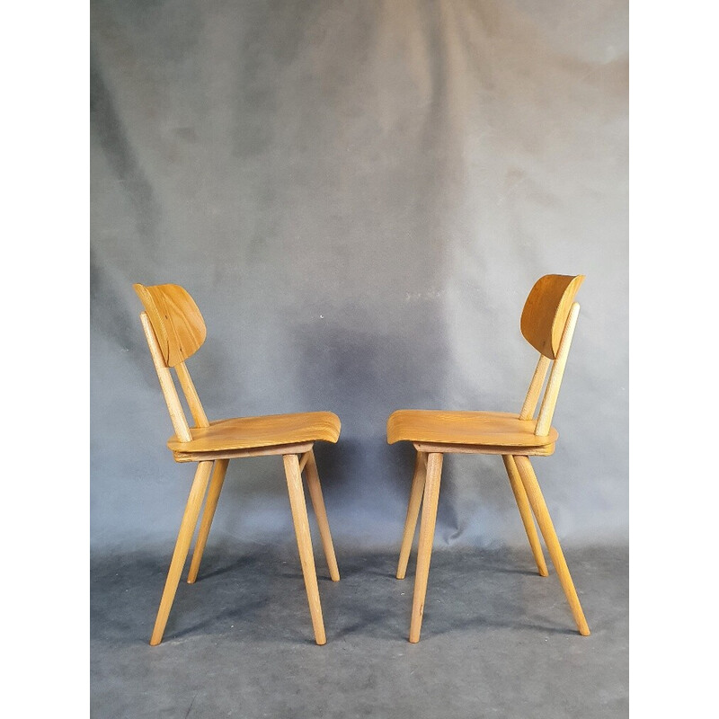 Set of 8 vintage beechwood chairs by Ton, Czechoslovakia 1960