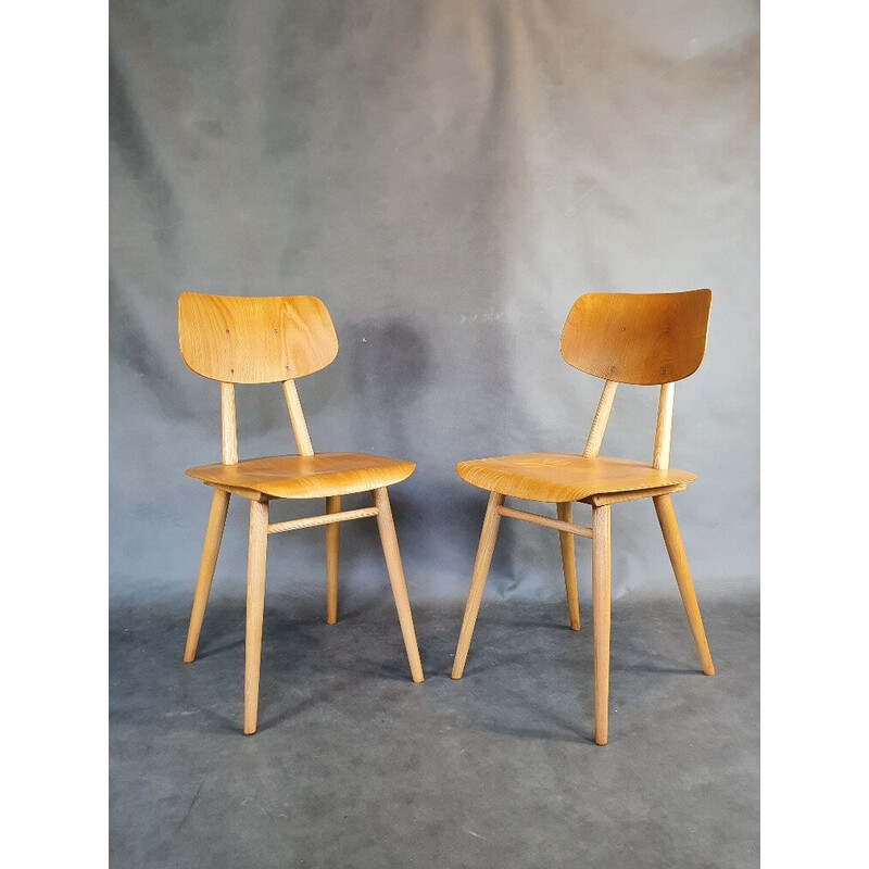 Conjunto de 8 cadeiras de madeira de faia vintage por Ton, Checoslováquia 1960