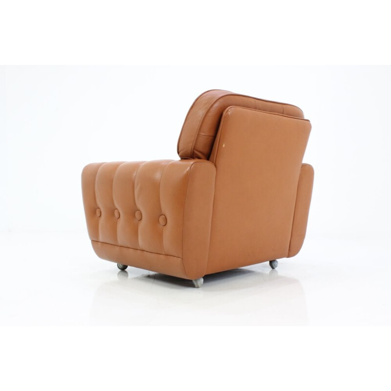 Hellbrauner Vintage-Sessel aus Leder mit Rollen - 1970