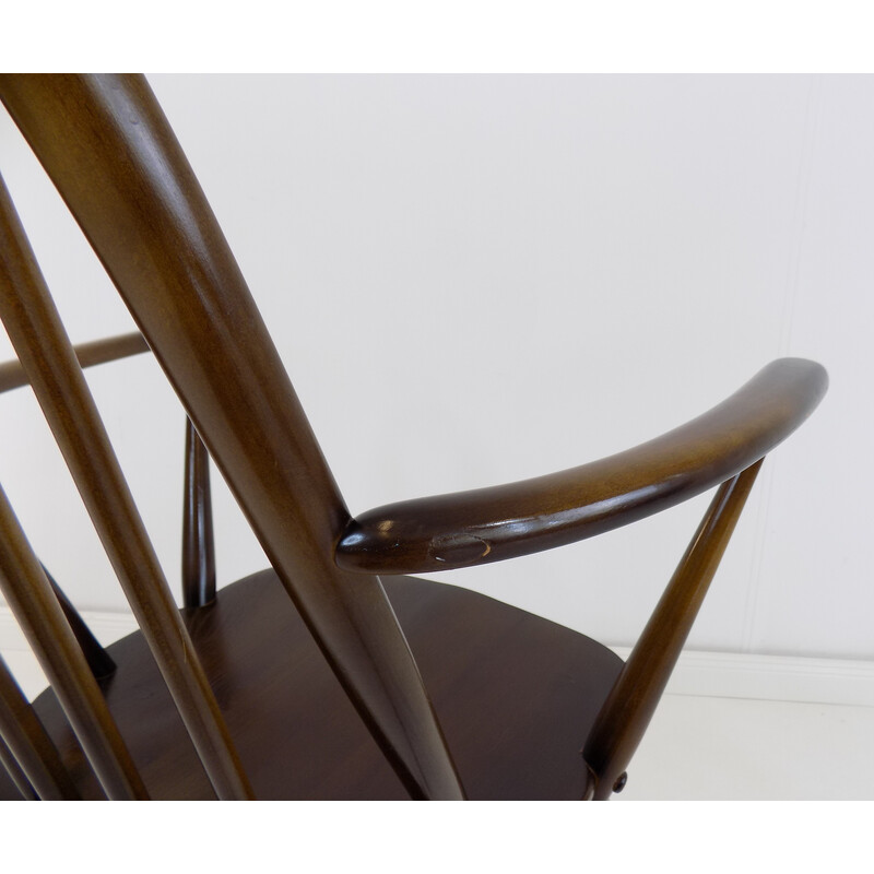Vintage Ercol Quaker chair by Lucian R. Ercolani