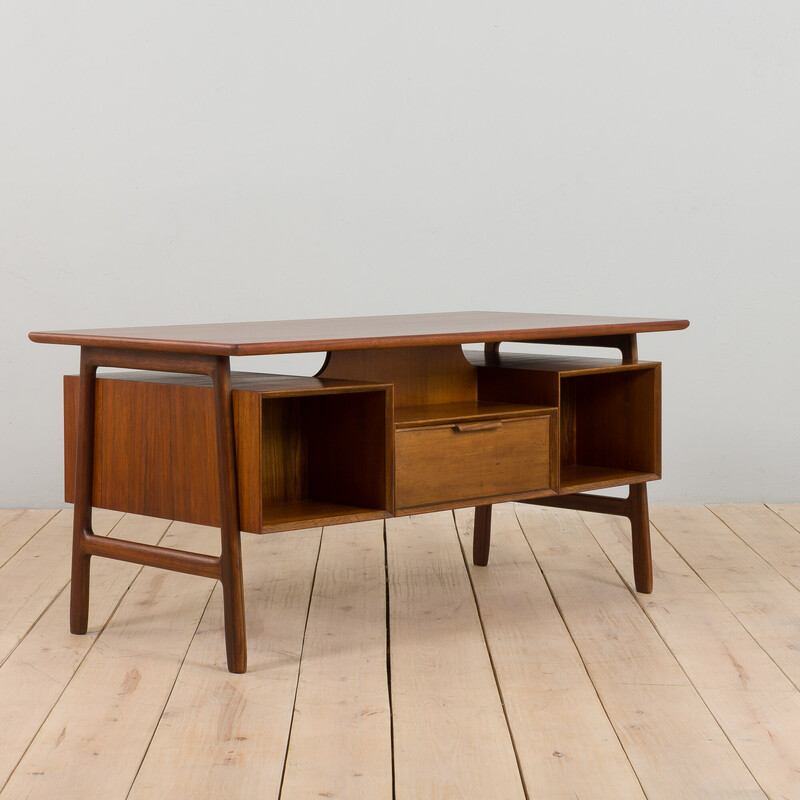 Vintage rosewood desk model 75 by Gunni Omann Jun, Denmark 1950s