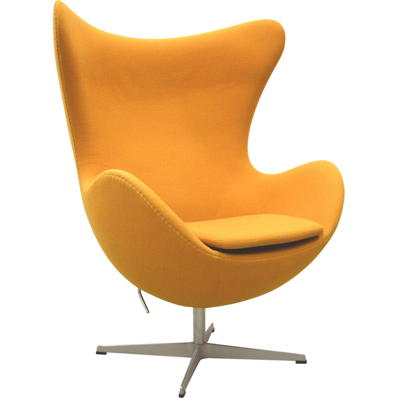 Fritz Hansen "Egg" yellow cotton armchair, Arne JACOBSEN - 2000s