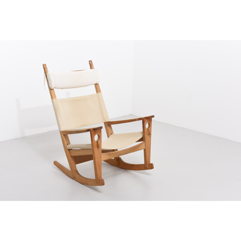 "Keyhole" Rocking chair in oak and linen, Hans J. WEGNER - 1950s