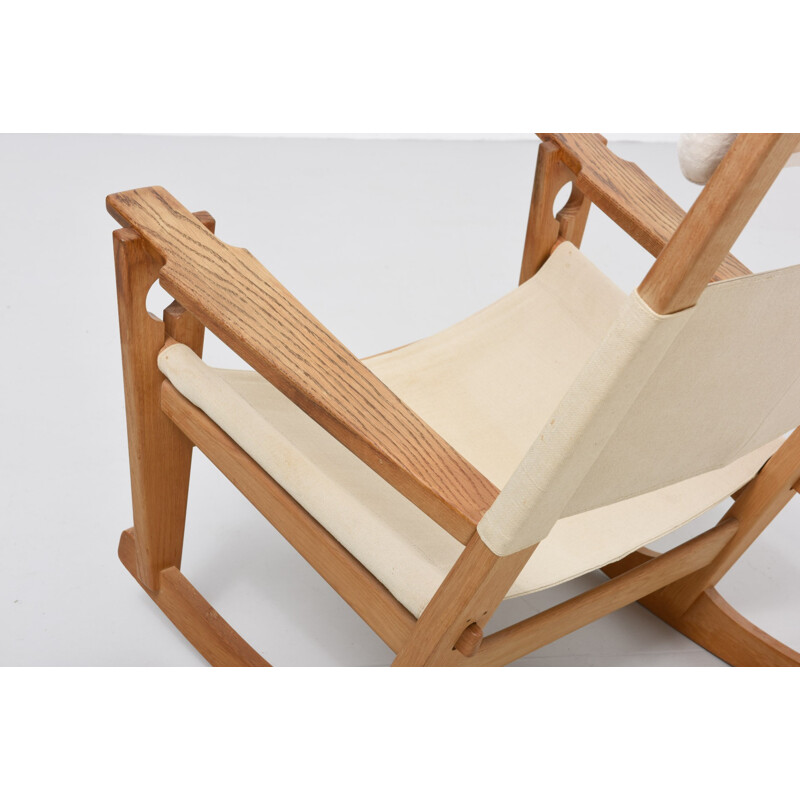 "Keyhole" Rocking chair in oak and linen, Hans J. WEGNER - 1950s