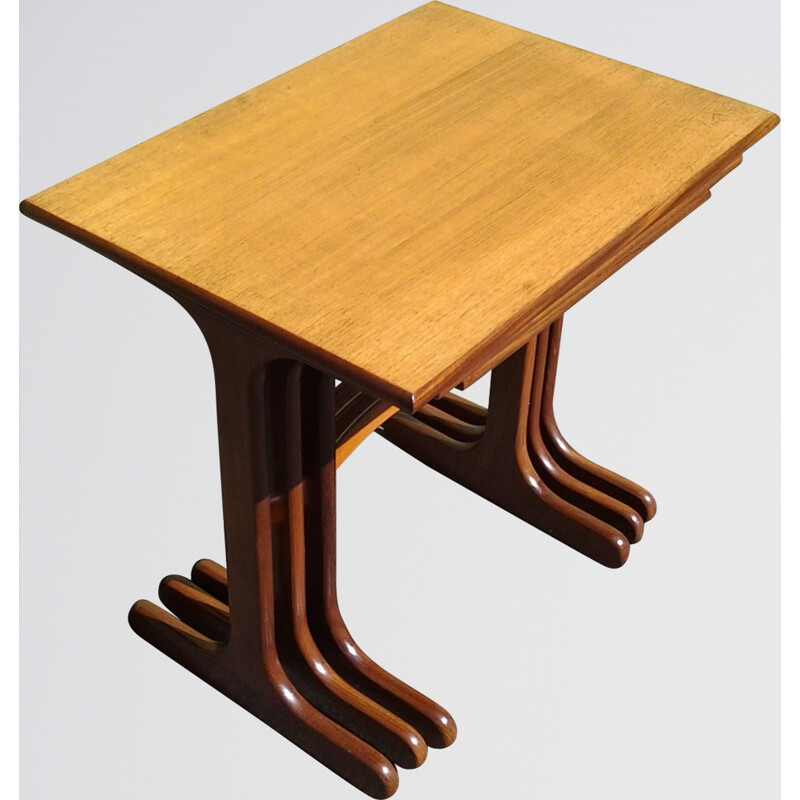 Set of 3 nested tables, manufacturer G Plan - 1960s