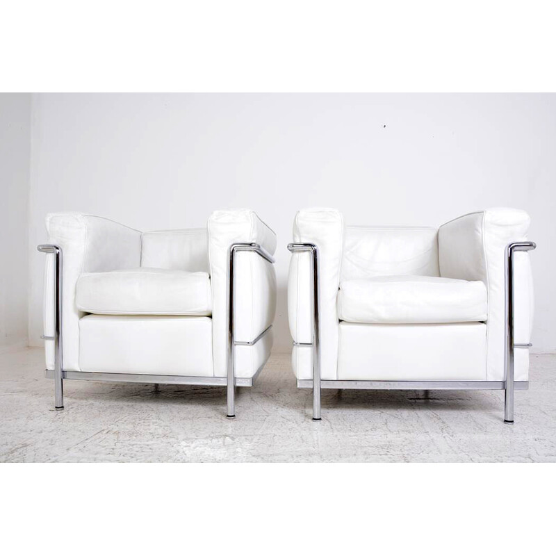 Pair of vintage armchairs "Lc2" by Le Corbusier for Cassina