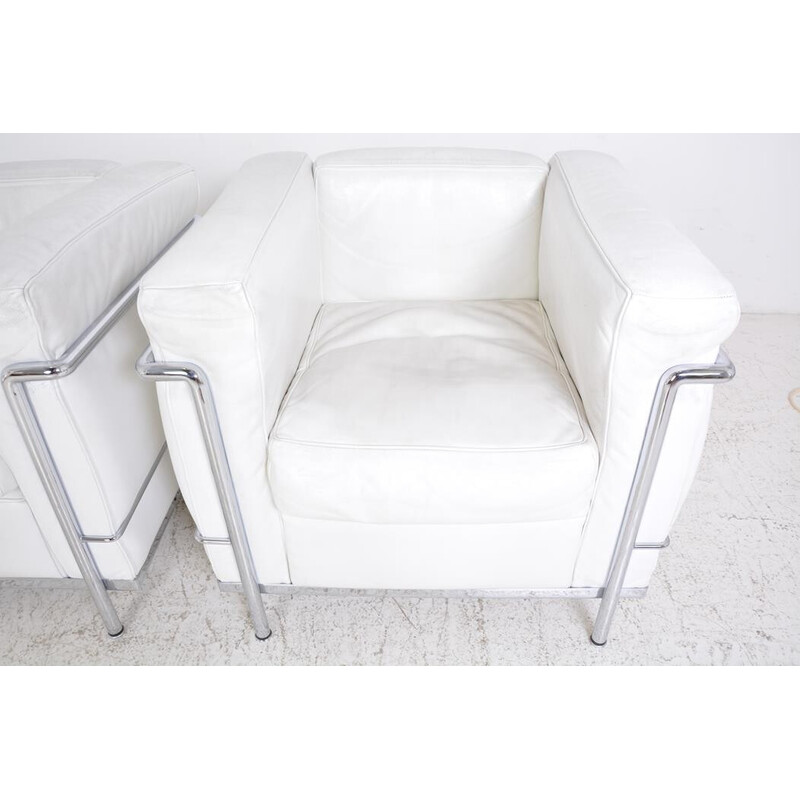 Pair of vintage armchairs "Lc2" by Le Corbusier for Cassina