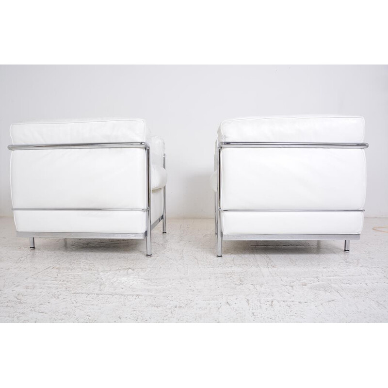 Pair of vintage armchairs "Lc2" by Le Corbusier for Cassina