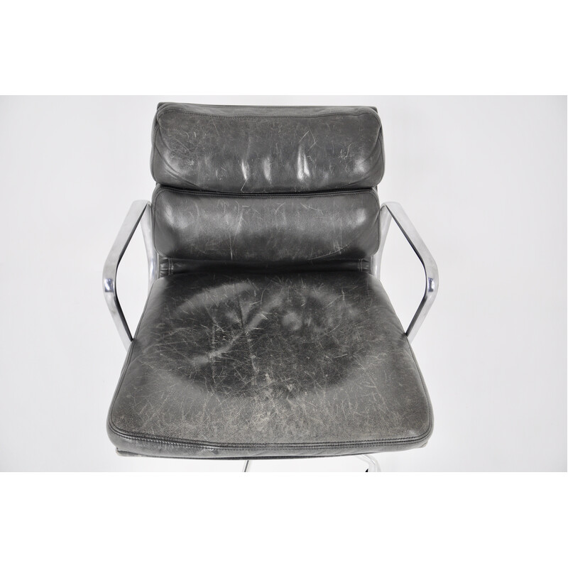 Fauteuil vintage en cuir noir par Charles et Ray Eames pour Icf, 1970