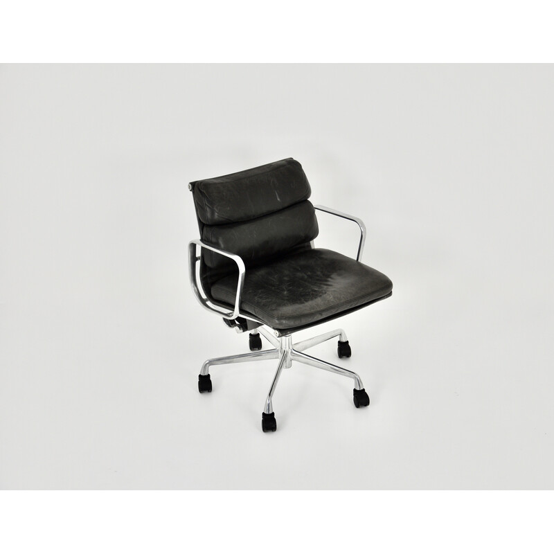 Vintage Sessel aus schwarzem Leder von Charles und Ray Eames für Icf, 1970