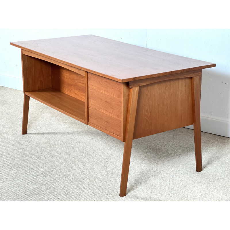 Danish vintage desk in teak