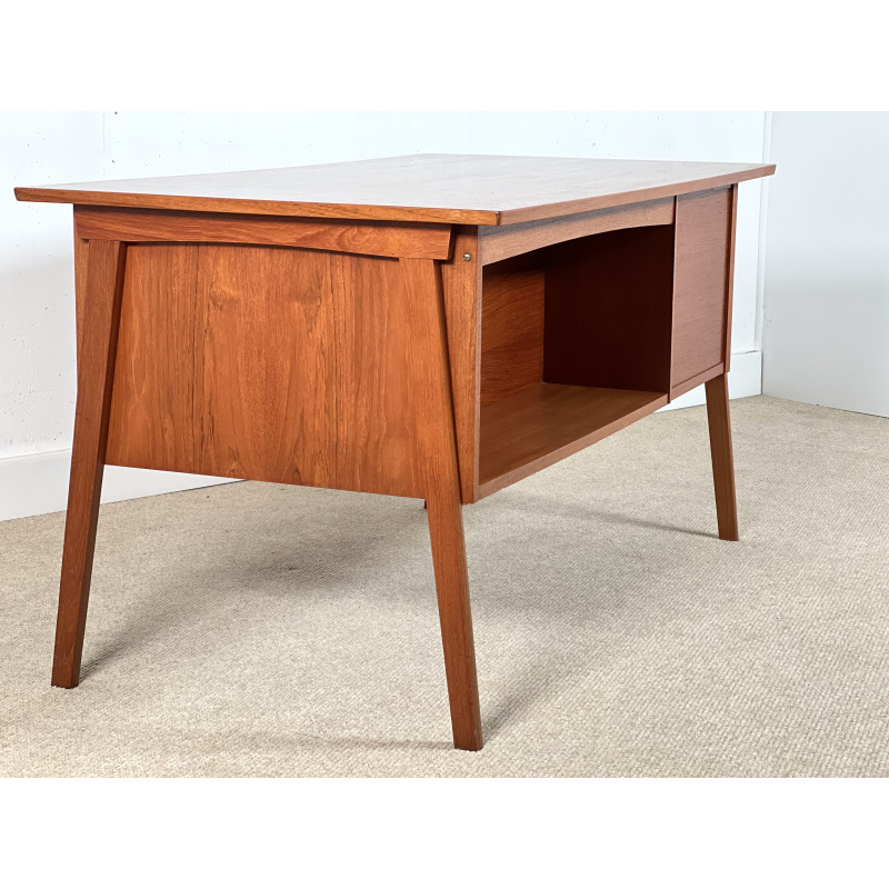 Danish vintage desk in teak