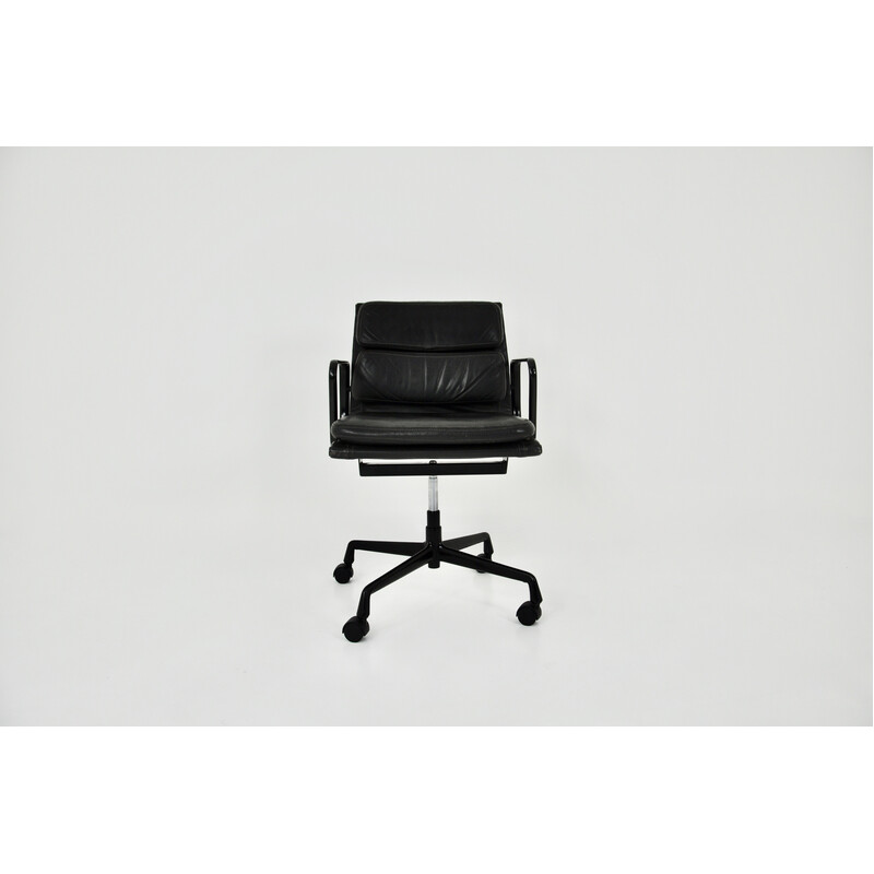Cadeira de escritório em pele preta Vintage de Charles e Ray Eames para Icf, 1970