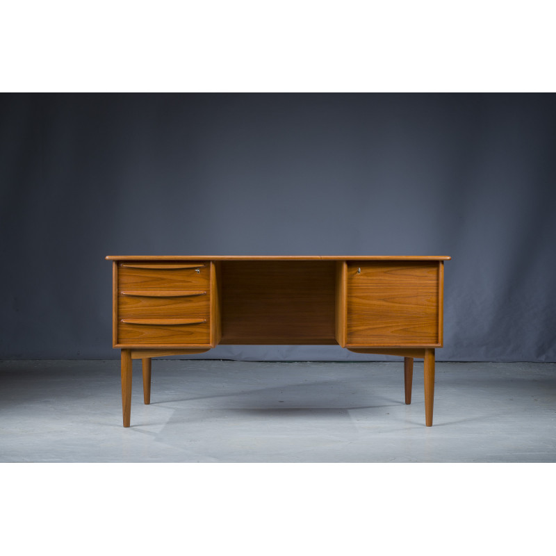 Vintage Deens teakhouten bureau van Svend Madsen voor Falster, 1970