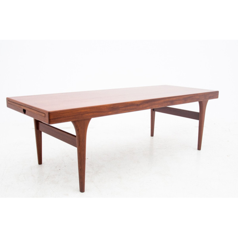 Mesa de café Vintage de teca com topos arrancados por Johannes Andersen para Silkeborg Mobler, Dinamarca Anos 60