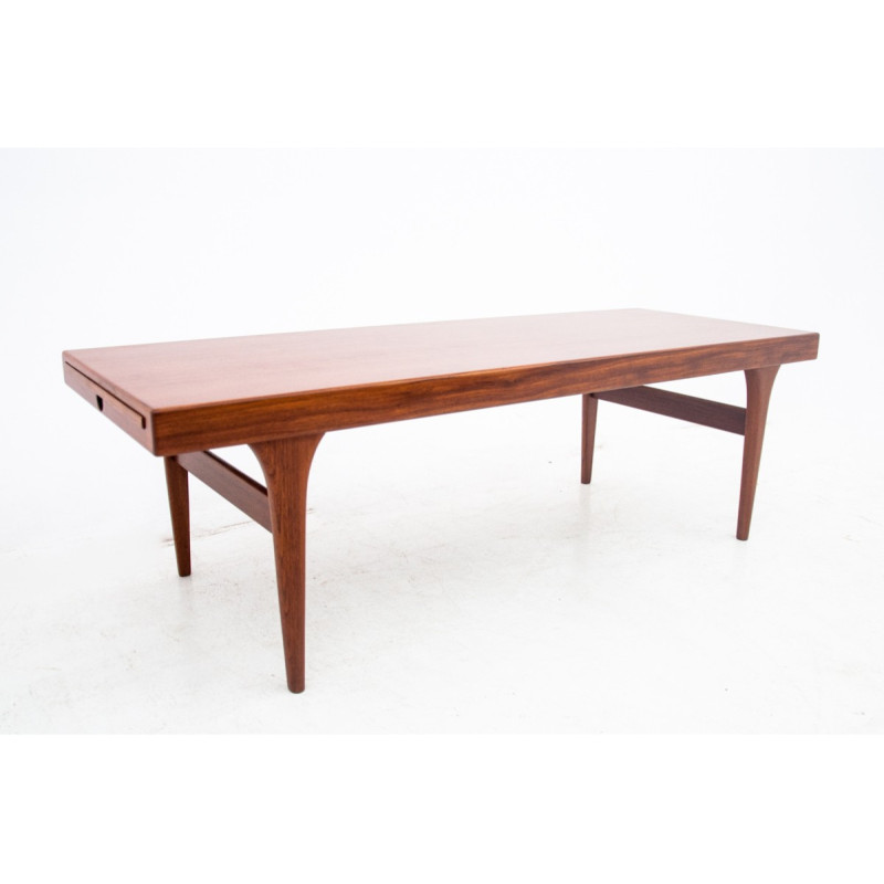 Mesa de café Vintage de teca com topos arrancados por Johannes Andersen para Silkeborg Mobler, Dinamarca Anos 60