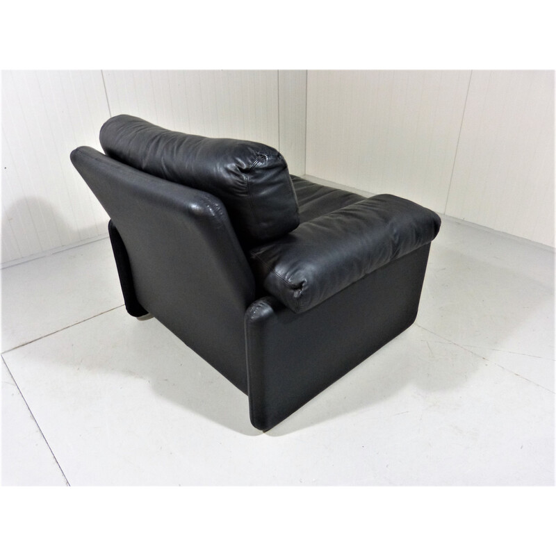 Vintage black leather armchair model coronado by Tobia Scarpa for B and B, Italy