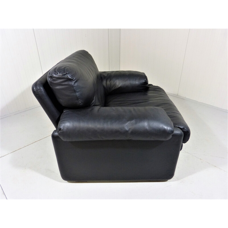 Fauteuil vintage en cuir noir modèle coronado par Tobia Scarpa pour B et B, Italie