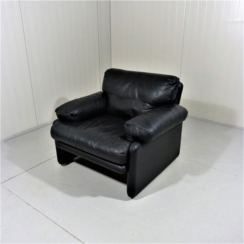 Vintage black leather armchair model coronado by Tobia Scarpa for B and B, Italy