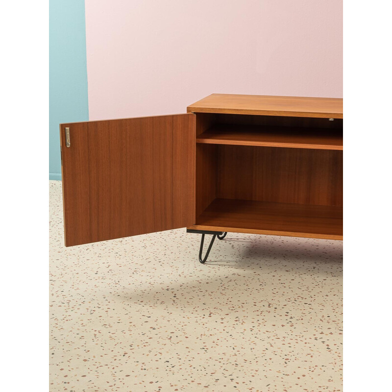 Bureau vintage en placage de noyer avec deux portes, 1960