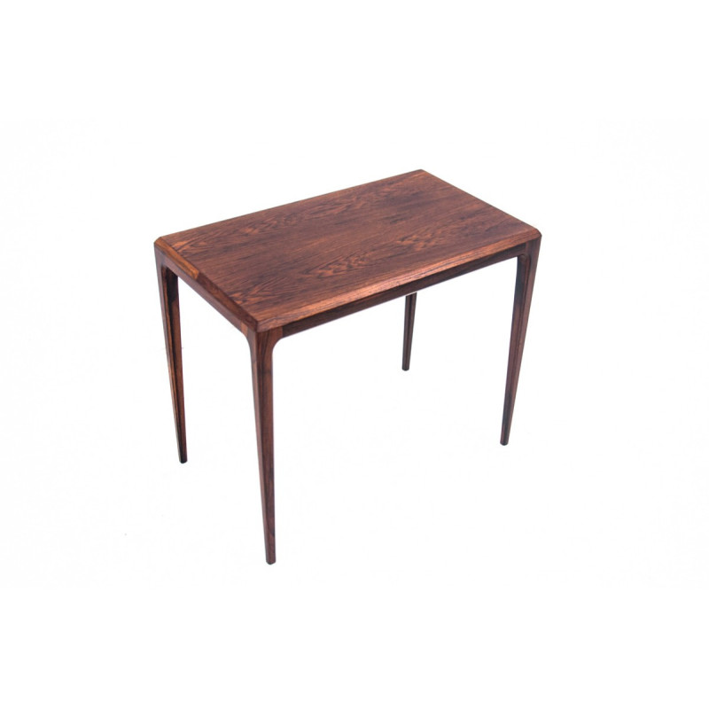 Mesa lateral Vintage rosewood por Johannes Andersen para Silkeborg Mobler, Dinamarca 1970