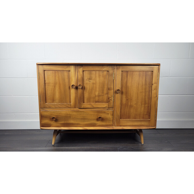 Credenza vintage in olmo inglese massiccio con gamba svasata di Ercol, Inghilterra 1960