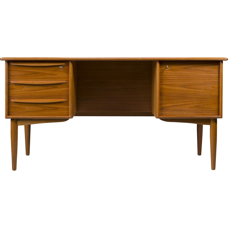 Vintage Danish teak desk por Svend Madsen para Falster, 1970