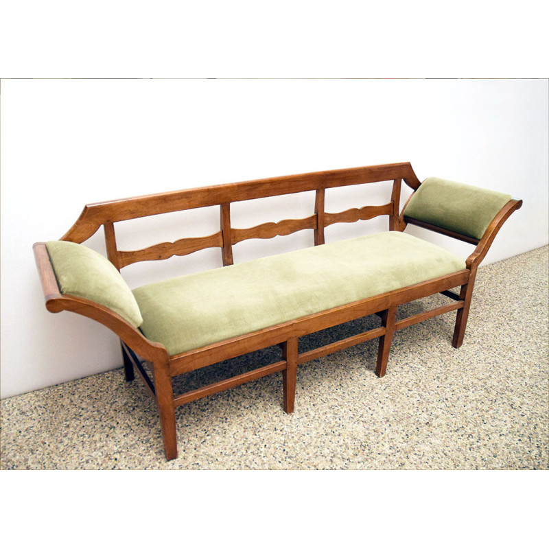 Vintage walnoot en fluwelen sofa, Italië 1950