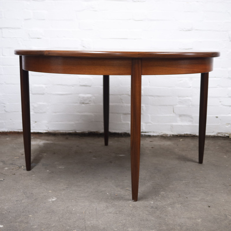 Vintage round extending teak dining table by G-Plan, U.K 1960s