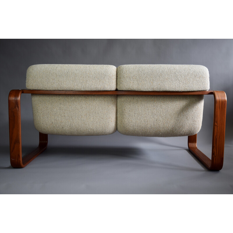 Mid-century ecru and wooden frame sofa by Giroflex for Giroflex, 1970s